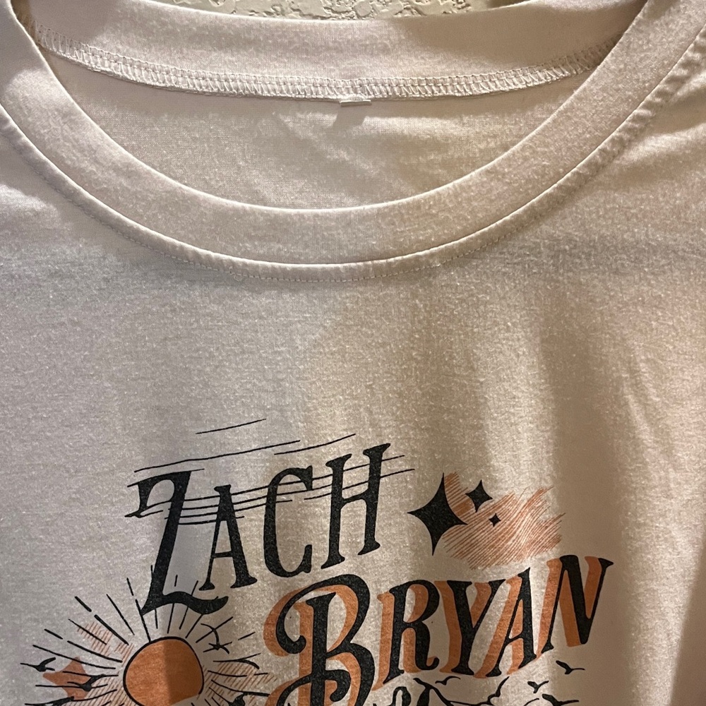 Graphic Tee - Cream - Picture 3 of 5